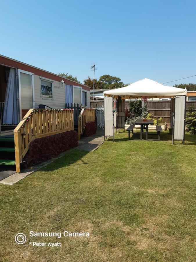 Gina'S Static Caravan,118 Sandsgate Hemsby Εξωτερικό φωτογραφία
